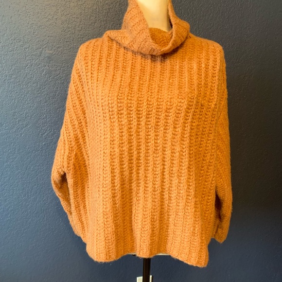 NWT FREE PEOPLE Fluffy Chunky High Neck Sweater - Picture 3 of 8